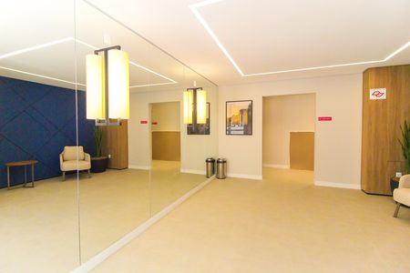 Studio para alugar com 25m², 1 quarto e sem vaga Studio para alugar com 25m², 1 quarto e sem vagaHall de entrada
