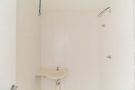 Banheiro de kitnet/studio para alugar com 1 quarto, 25m² em Jardim Helena, São Paulo