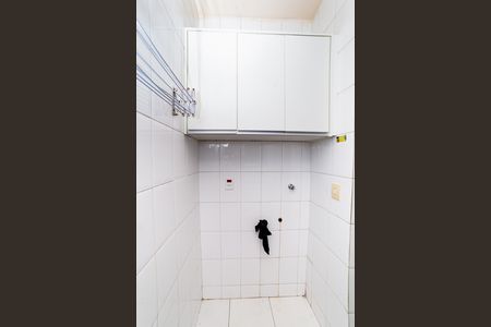 Apartamento para alugar com 78m², 2 quartos e 1 vaga Apartamento para alugar com 78m², 2 quartos e 1 vagaBanheiro de serviço