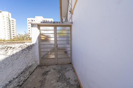 Casa para alugar com 85m², 1 quarto e sem vaga