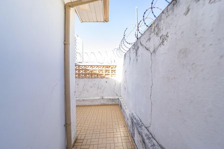 Casa para alugar com 85m², 1 quarto e sem vaga Casa para alugar com 85m², 1 quarto e sem vagaCorredor