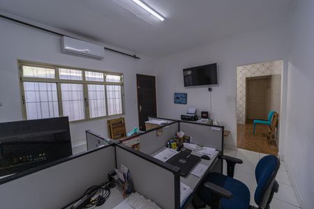 Casa para alugar com 85m², 1 quarto e sem vaga Casa para alugar com 85m², 1 quarto e sem vagaSala