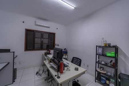 Casa para alugar com 85m², 1 quarto e sem vaga Casa para alugar com 85m², 1 quarto e sem vagaQuarto