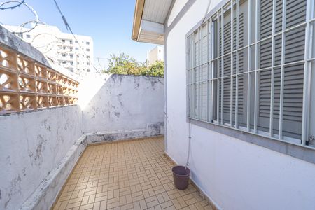 Casa para alugar com 85m², 1 quarto e sem vaga
