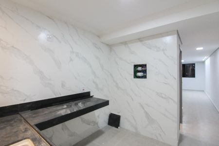 Casa à venda com 132m², 2 quartos e 3 vagas Casa à venda com 132m², 2 quartos e 3 vagasCozinha