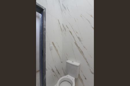 Casa à venda com 132m², 2 quartos e 3 vagas Casa à venda com 132m², 2 quartos e 3 vagasBanheiro da Suíte 1