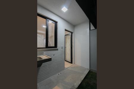 Casa à venda com 132m², 2 quartos e 3 vagas Casa à venda com 132m², 2 quartos e 3 vagasÁrea de Serviço