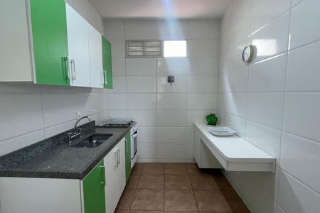 Cozinha de apartamento para alugar com 1 quarto, 40m² em Vila São Luis, Duque de Caxias