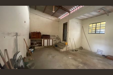 Casa para alugar com 40m², 2 quartos e sem vaga Casa para alugar com 40m², 2 quartos e sem vagaQuintal