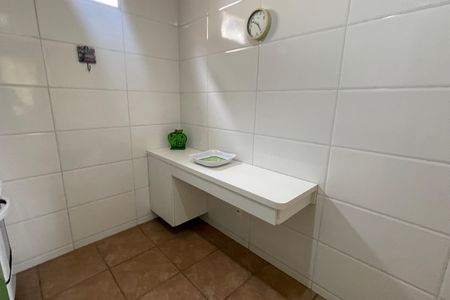 Cozinha de apartamento para alugar com 2 quartos, 40m² em Vila São Luis, Duque de Caxias