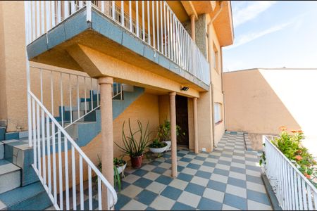 Casa à venda com 160m², 3 quartos e 2 vagasEntrada - Sacada