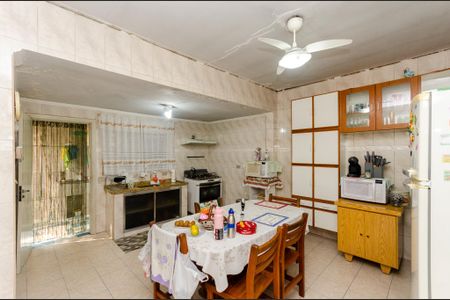 Casa à venda com 160m², 3 quartos e 2 vagasCozinha