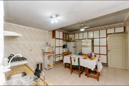 Casa à venda com 160m², 3 quartos e 2 vagasCozinha