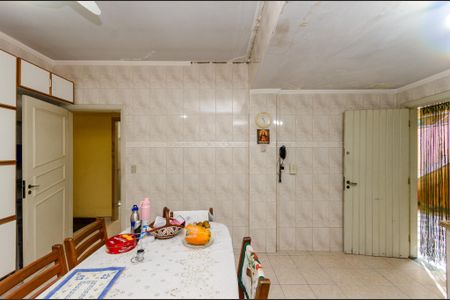 Casa à venda com 160m², 3 quartos e 2 vagasCozinha
