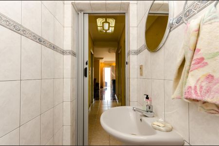 Casa à venda com 160m², 3 quartos e 2 vagasLavabo