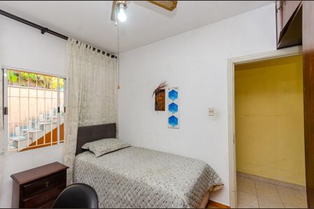 Casa à venda com 160m², 3 quartos e 2 vagasQuarto 2