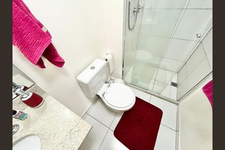 Apartamento à venda com 71m², 2 quartos e 2 vagasBanheiro