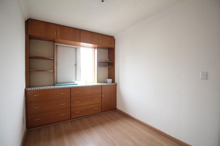 Quarto 1 de apartamento para alugar com 2 quartos, 52m² em Jardim Umarizal, São Paulo