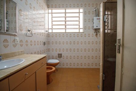 Casa para alugar com 160m², 3 quartos e 1 vaga Casa para alugar com 160m², 3 quartos e 1 vagaBanheiro
