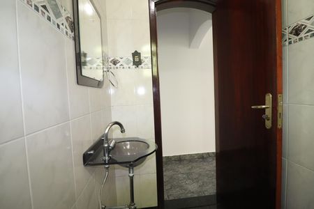 Casa para alugar com 260m², 3 quartos e 6 vagasLavabo 1