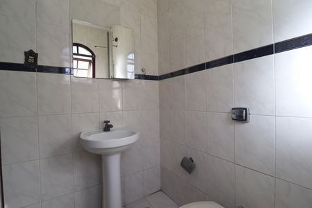 Casa para alugar com 260m², 3 quartos e 6 vagasBanheiro 2