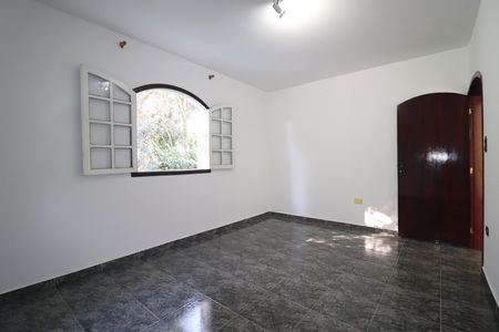 Casa para alugar com 260m², 3 quartos e 6 vagasQuarto 2