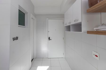 Apartamento para alugar com 178m², 3 quartos e 3 vagas Apartamento para alugar com 178m², 3 quartos e 3 vagasÁrea de Serviço