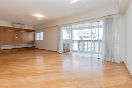 Apartamento para alugar com 178m², 3 quartos e 3 vagas Apartamento para alugar com 178m², 3 quartos e 3 vagasSala