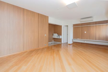 Apartamento para alugar com 178m², 3 quartos e 3 vagas Apartamento para alugar com 178m², 3 quartos e 3 vagasSala