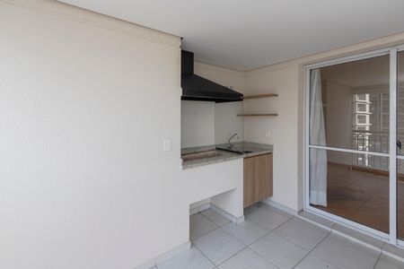 Apartamento para alugar com 178m², 3 quartos e 3 vagas Apartamento para alugar com 178m², 3 quartos e 3 vagasVaranda