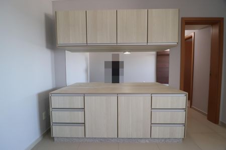 Sala de apartamento para alugar com 3 quartos, 92m² em Santa Mônica, Uberlândia