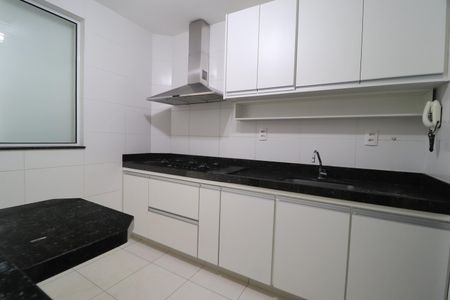 Apartamento para alugar com 92m², 3 quartos e 2 vagasCozinha