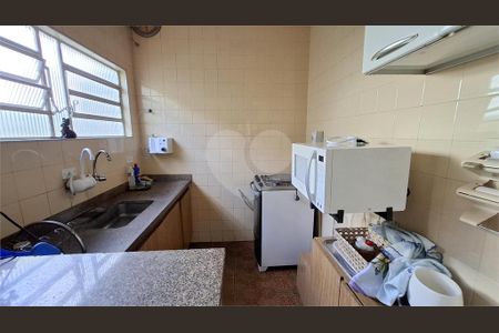 Casa à venda com 3 quartos, 132m² em Vila Baruel, São Paulo