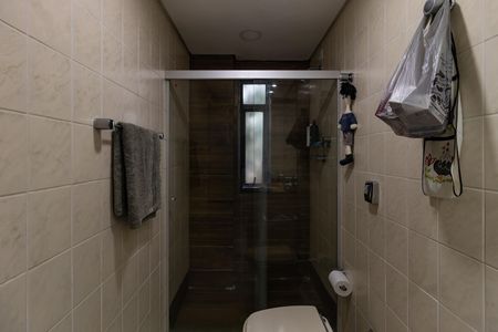 Apartamento à venda com 145m², 3 quartos e 3 vagas Apartamento à venda com 145m², 3 quartos e 3 vagasBanheiro da Suíte 1