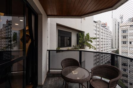 Varanda de apartamento à venda com 3 quartos, 145m² em Perdizes, São Paulo