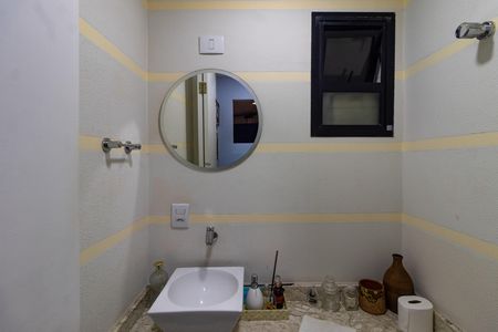 Apartamento à venda com 145m², 3 quartos e 3 vagas Apartamento à venda com 145m², 3 quartos e 3 vagasLavabo