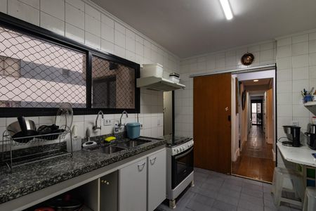 Apartamento à venda com 145m², 3 quartos e 3 vagas Apartamento à venda com 145m², 3 quartos e 3 vagasCozinha