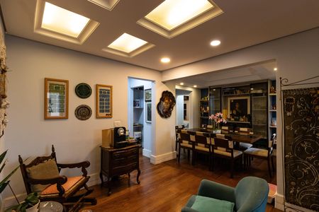 Apartamento à venda com 145m², 3 quartos e 3 vagas Apartamento à venda com 145m², 3 quartos e 3 vagasSala