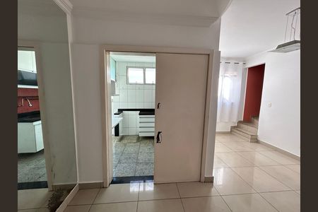 Apartamento à venda com 180m², 4 quartos e 2 vagas