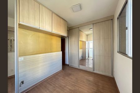 Apartamento à venda com 180m², 4 quartos e 2 vagas