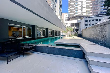 Apartamento para alugar com 25m², 1 quarto e 1 vaga Apartamento para alugar com 25m², 1 quarto e 1 vagaÁrea comum - Piscina