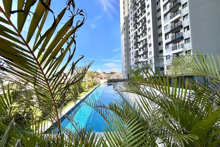 Apartamento para alugar com 37m², 2 quartos e sem vaga Apartamento para alugar com 37m², 2 quartos e sem vagaÁrea comum - Piscina