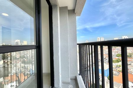 Apartamento para alugar com 37m², 2 quartos e sem vaga Apartamento para alugar com 37m², 2 quartos e sem vagaVaranda