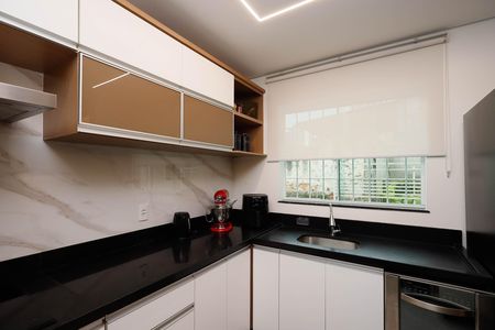 Casa de condomínio à venda com 90m², 2 quartos e 1 vaga Casa de condomínio à venda com 90m², 2 quartos e 1 vagaCozinha - Armários