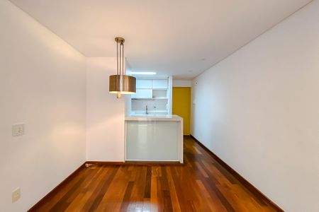 Apartamento para alugar com 80m², 2 quartos e 2 vagas Apartamento para alugar com 80m², 2 quartos e 2 vagasSala