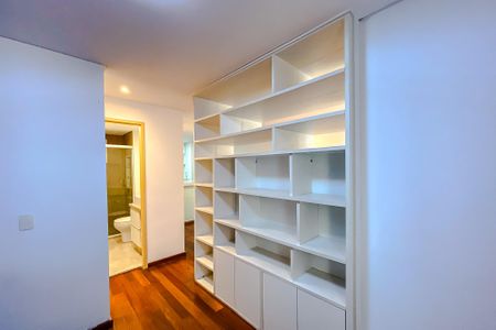 Apartamento para alugar com 80m², 2 quartos e 2 vagas Apartamento para alugar com 80m², 2 quartos e 2 vagasEscritório