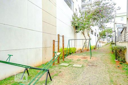 Apartamento para alugar com 80m², 2 quartos e 2 vagasÁrea comum - Playground