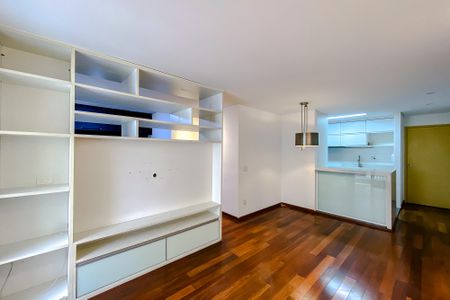 Apartamento para alugar com 80m², 2 quartos e 2 vagas Apartamento para alugar com 80m², 2 quartos e 2 vagasSala