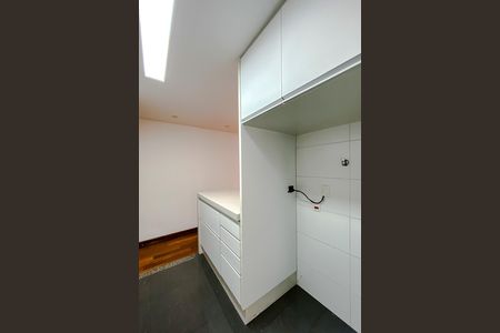 Apartamento para alugar com 80m², 2 quartos e 2 vagas Apartamento para alugar com 80m², 2 quartos e 2 vagasCozinha