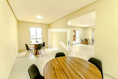 Apartamento para alugar com 80m², 2 quartos e 2 vagasÁrea comum - Salão de festas